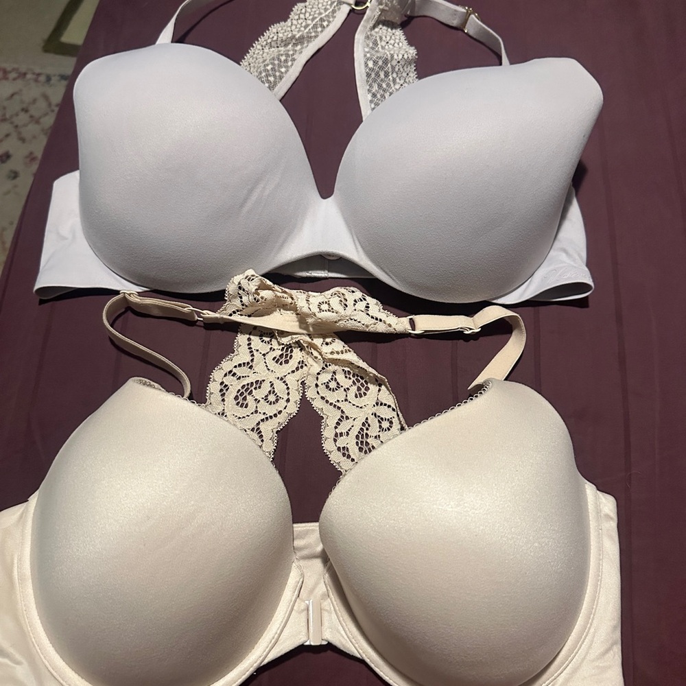 Victoria's Secret White and Cream Bras with Molded Cups